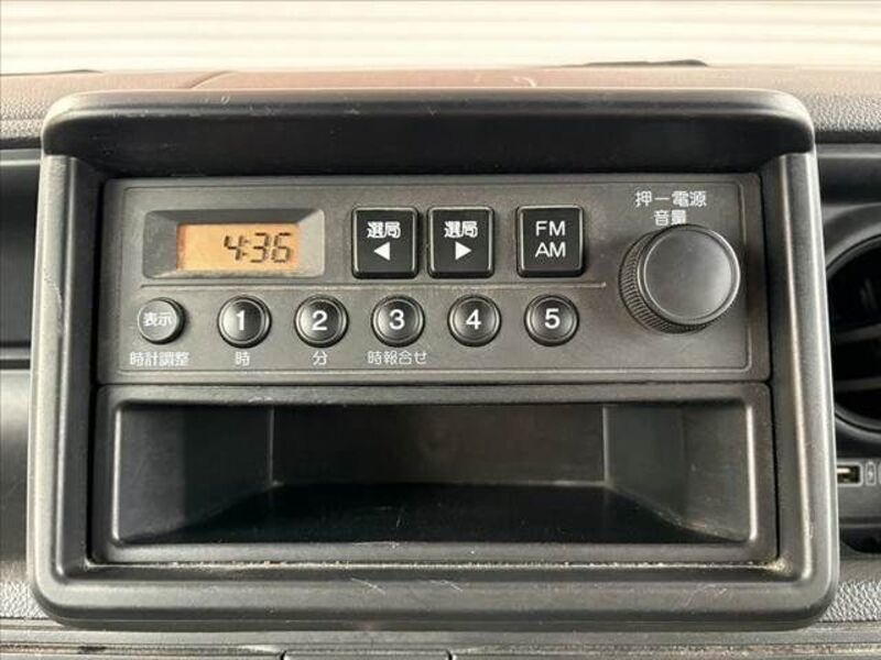 N-VAN