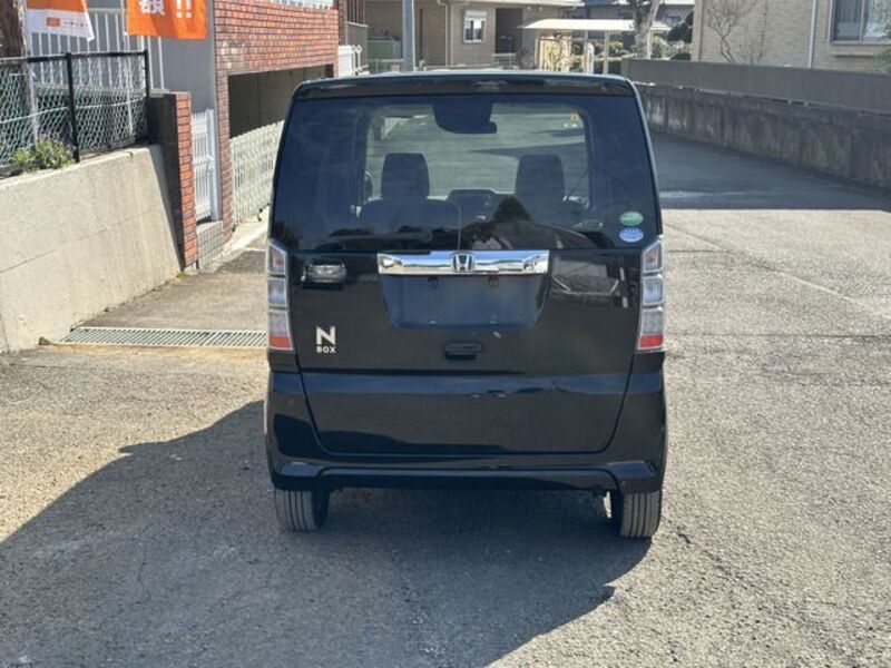 N BOX