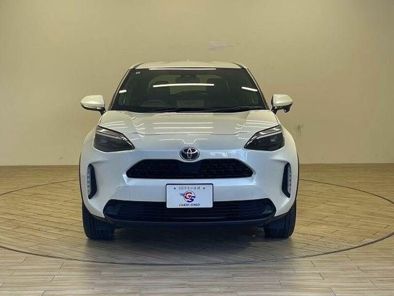YARIS CROSS