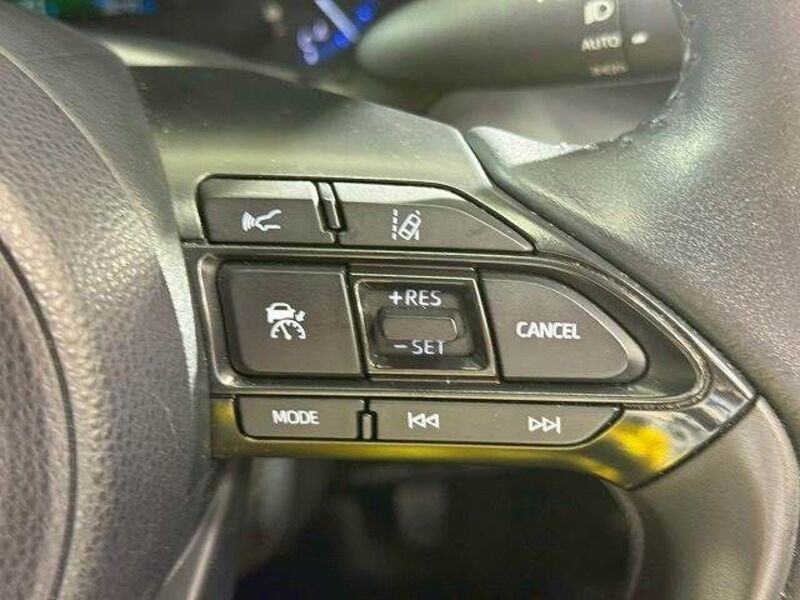 YARIS CROSS