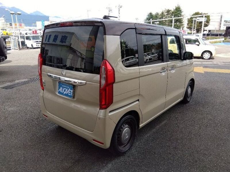 N BOX