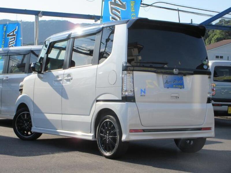 N BOX CUSTOM