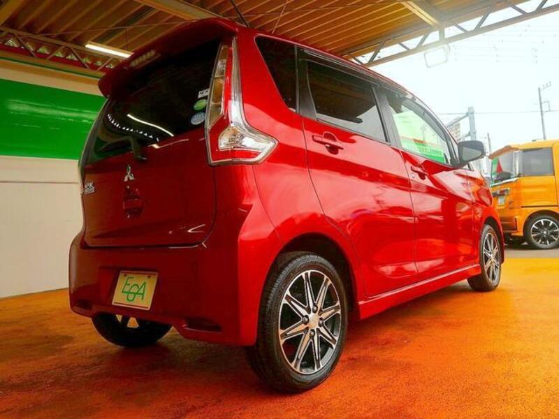 EK CUSTOM