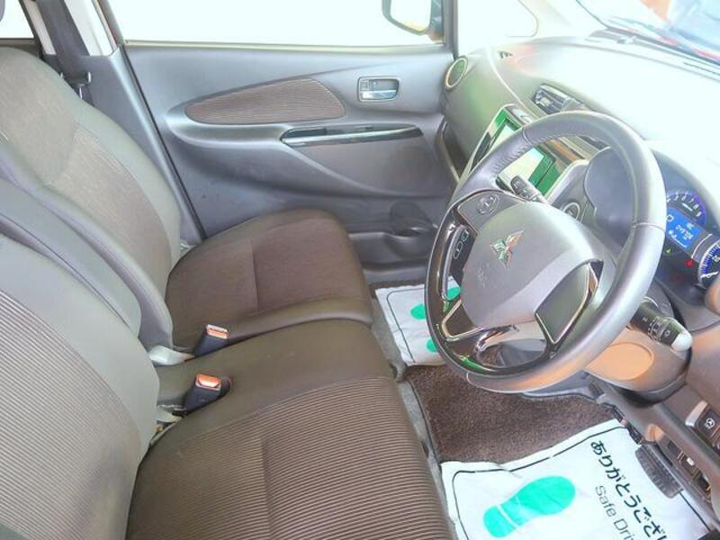EK CUSTOM