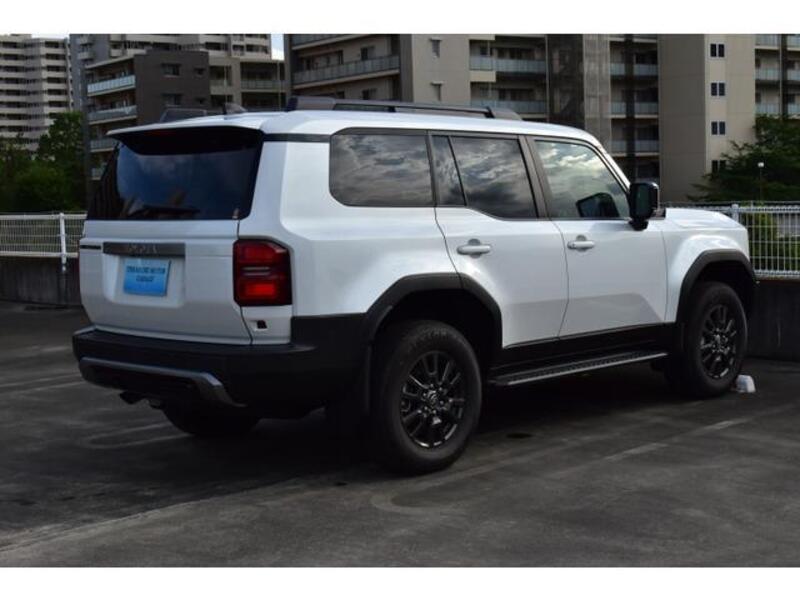 LAND CRUISER 250