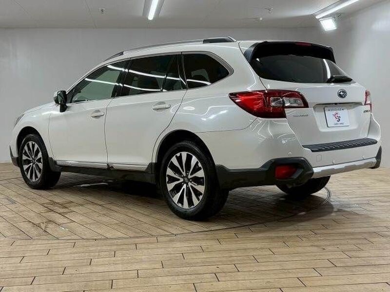 LEGACY OUTBACK
