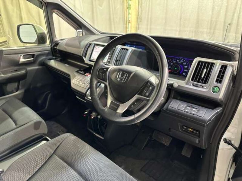 STEPWAGON SPADA