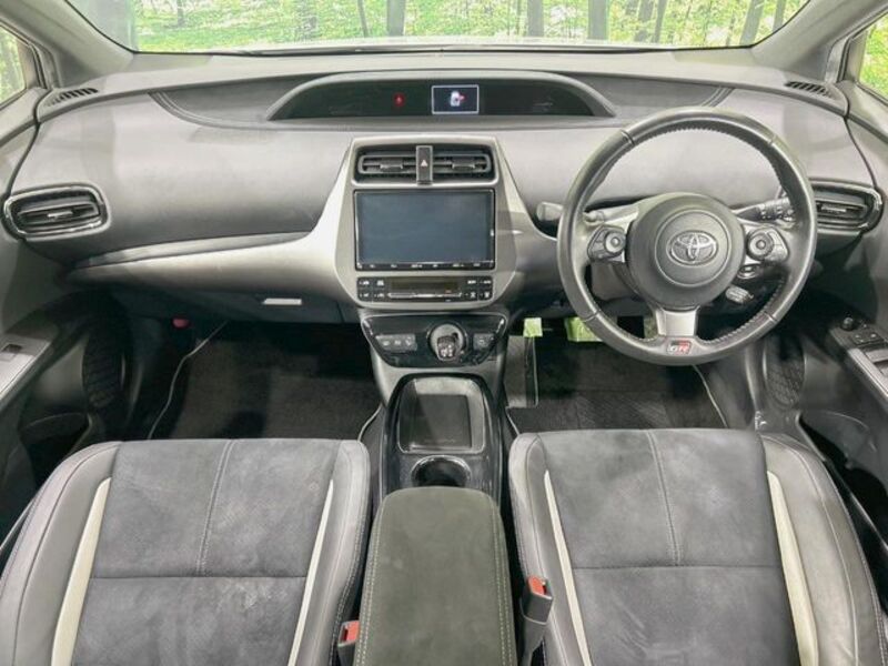 PRIUS PHV