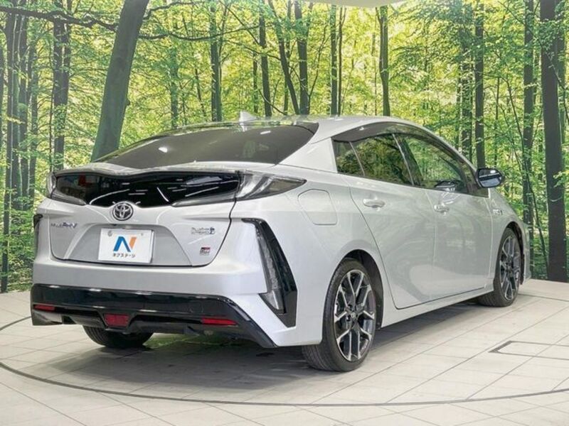 PRIUS PHV