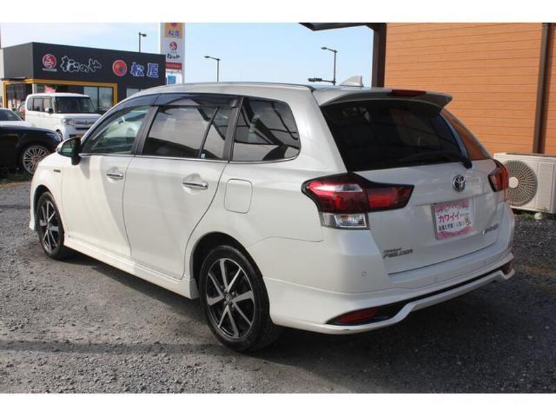 COROLLA FIELDER