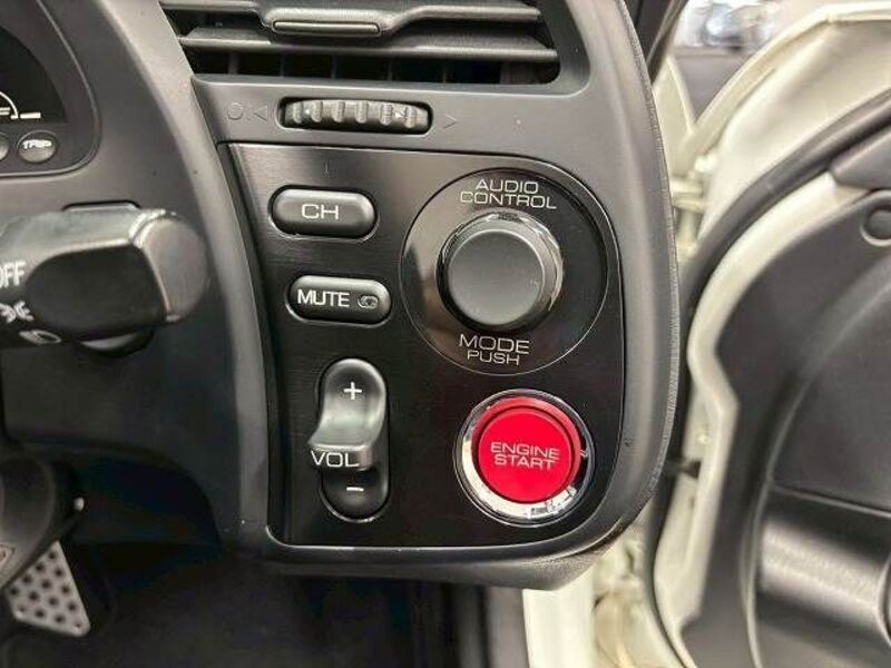 S2000