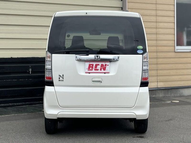 N BOX