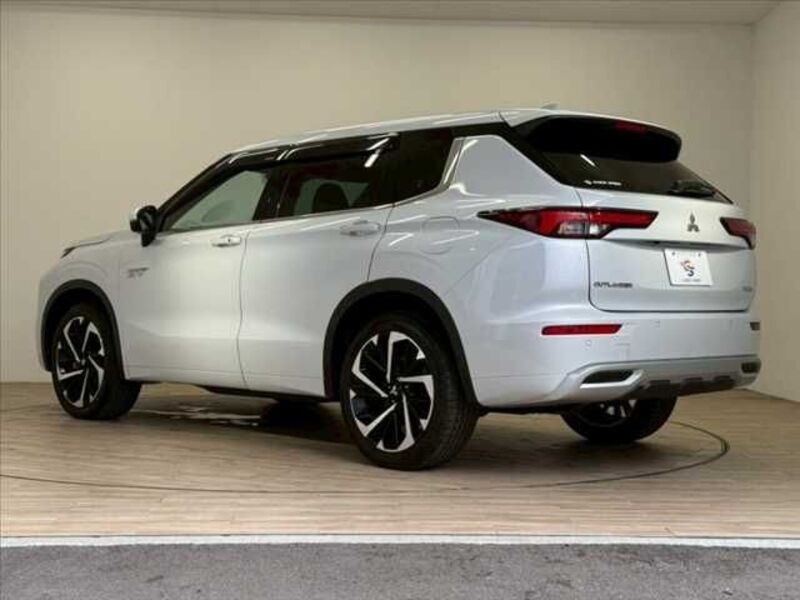 OUTLANDER PHEV