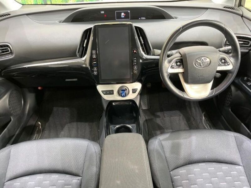 PRIUS PHV