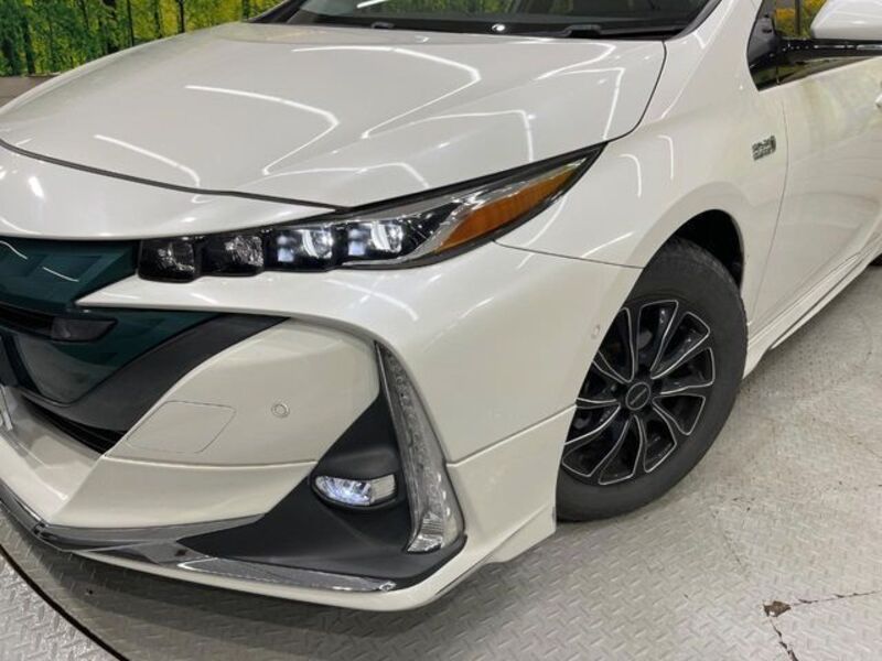 PRIUS PHV