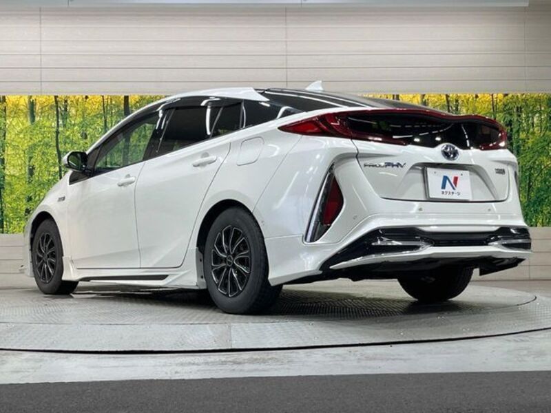 PRIUS PHV