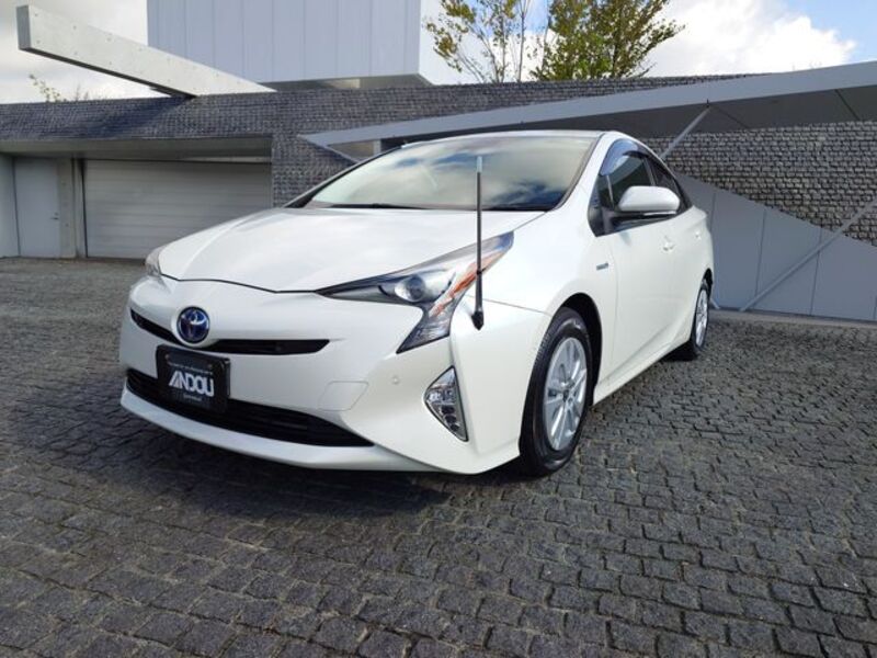 PRIUS-0