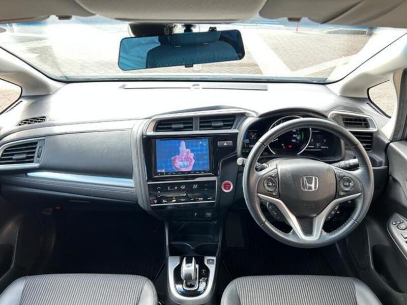 FIT HYBRID