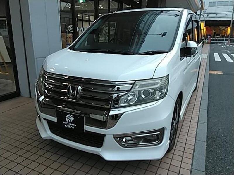 HONDA STEPWAGON SPADA