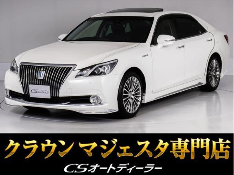 CROWN MAJESTA-0