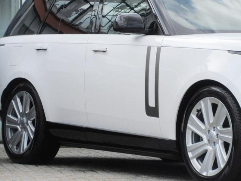 RANGE ROVER
