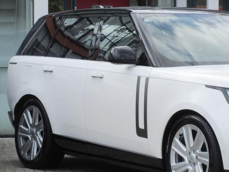 RANGE ROVER