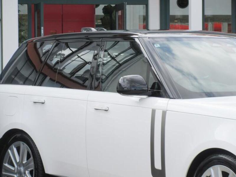 RANGE ROVER