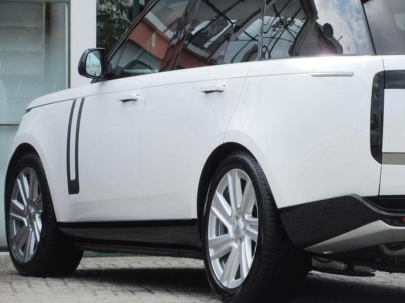 RANGE ROVER