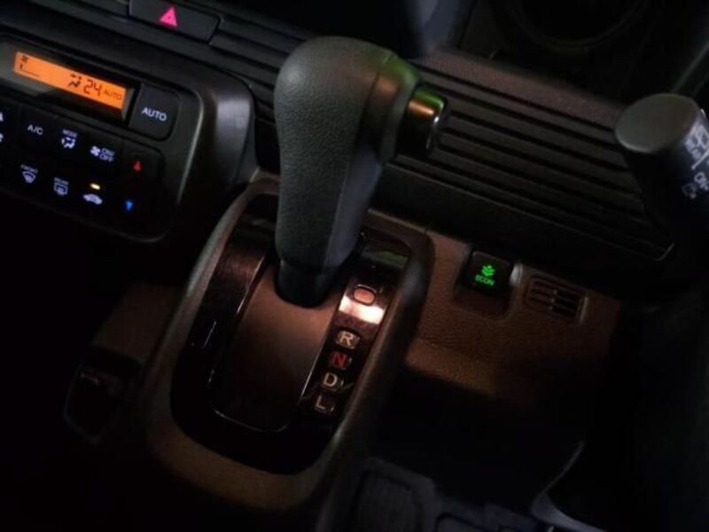 N-VAN