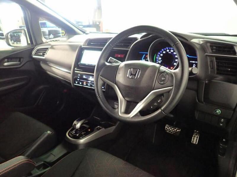 FIT HYBRID