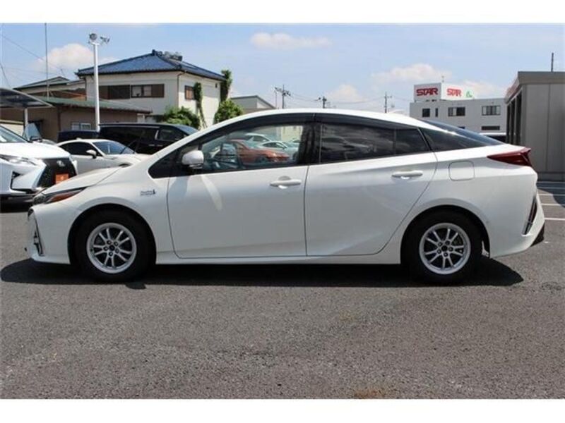 PRIUS PHV