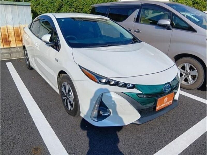 PRIUS PHV