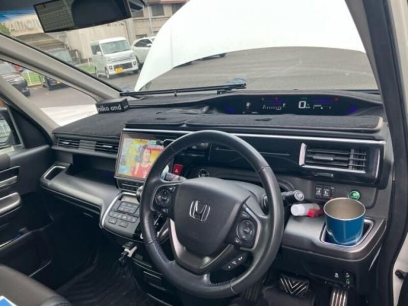 STEPWAGON SPADA