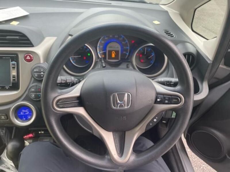 FIT HYBRID