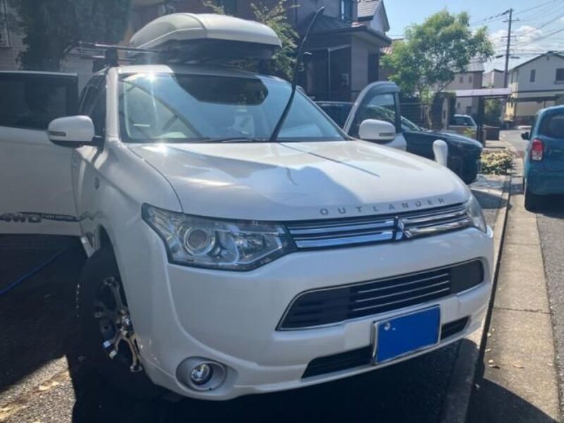 OUTLANDER PHEV-0