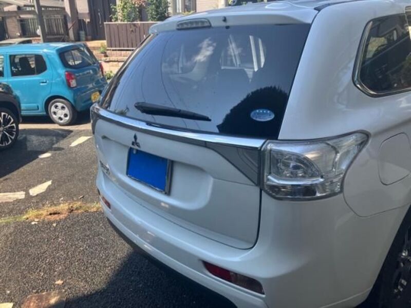 OUTLANDER PHEV