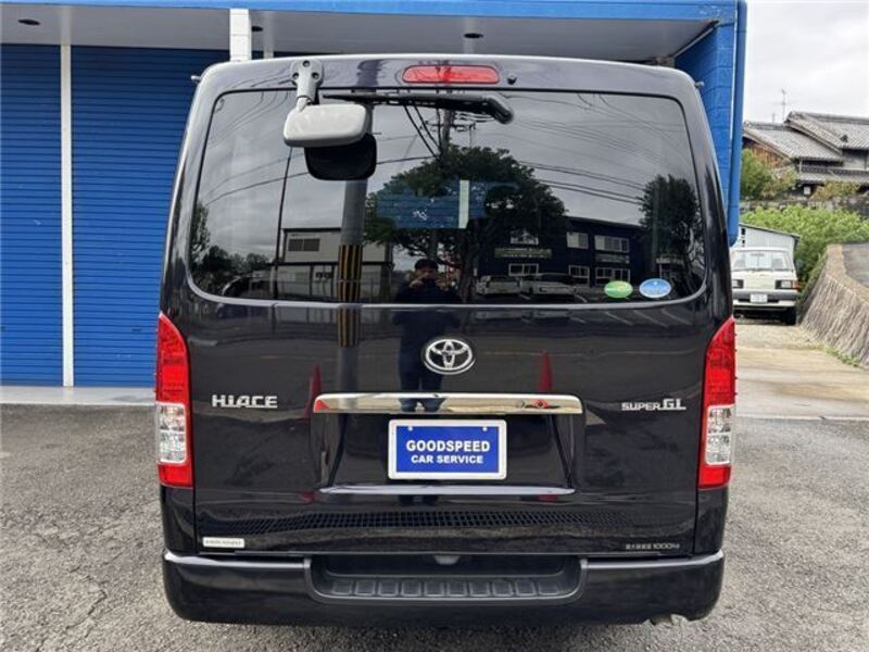 HIACE VAN