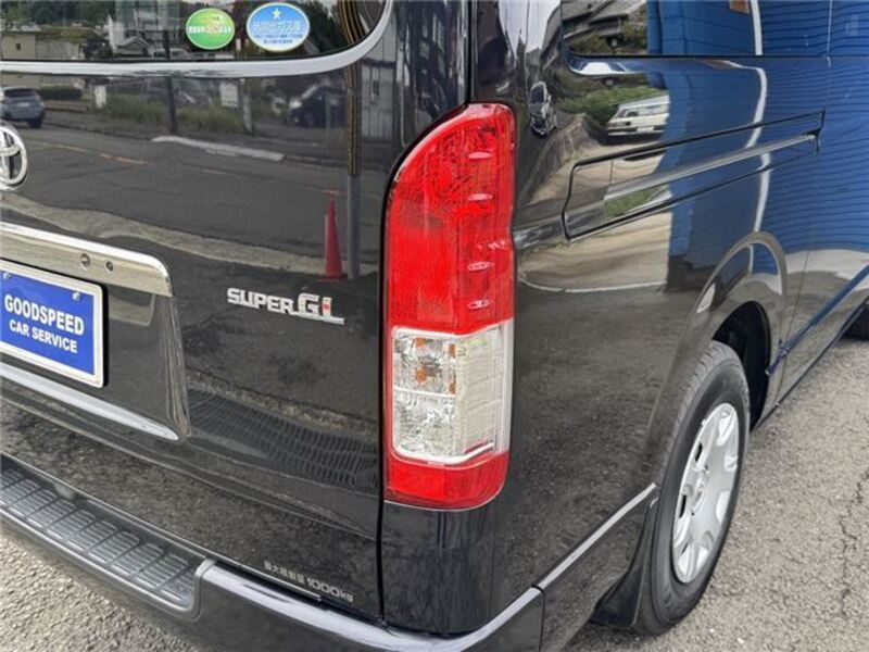 HIACE VAN