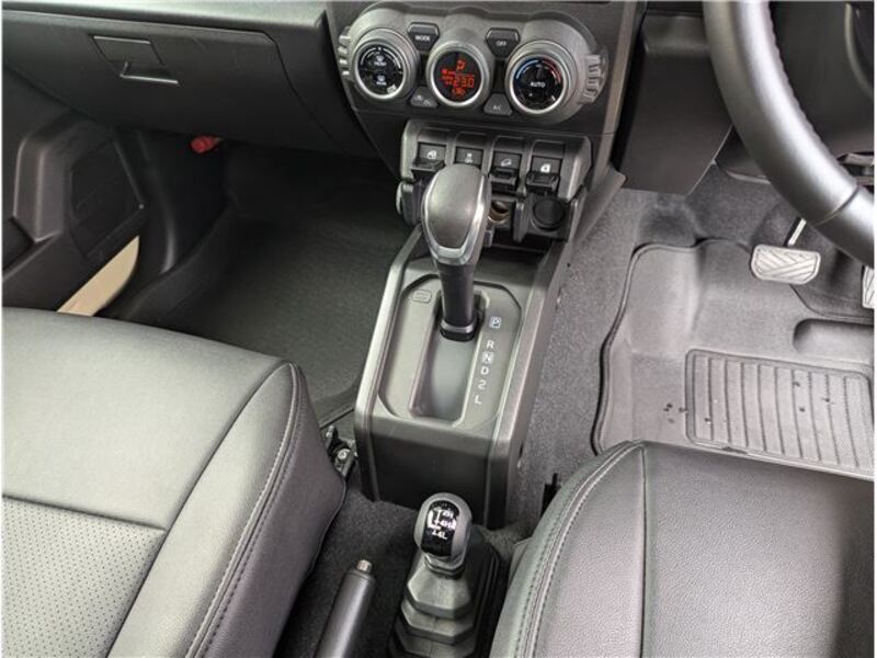 JIMNY SIERRA