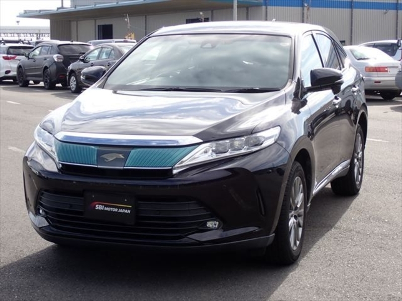 TOYOTA HARRIER