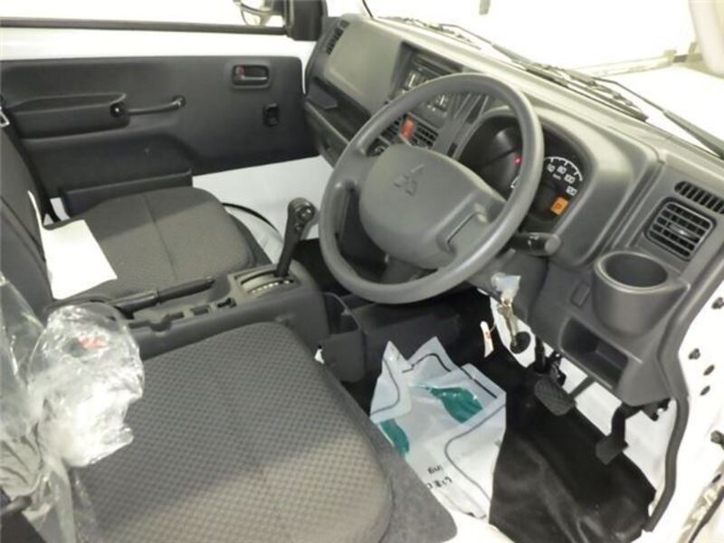 MINICAB TRUCK
