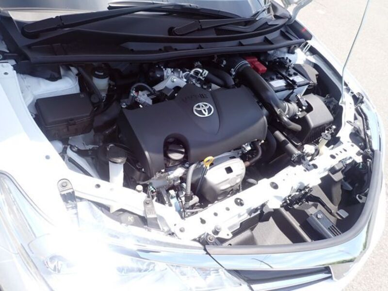 COROLLA AXIO