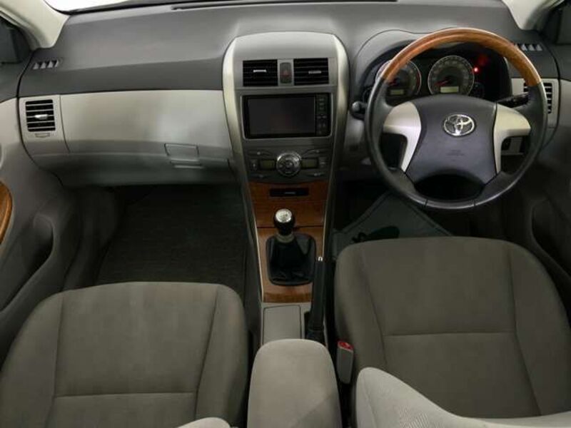 COROLLA AXIO