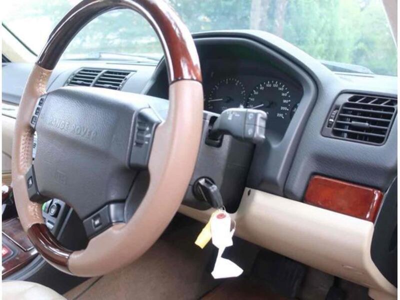 RANGE ROVER