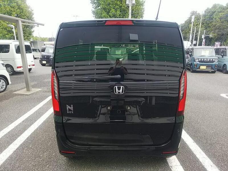 N BOX