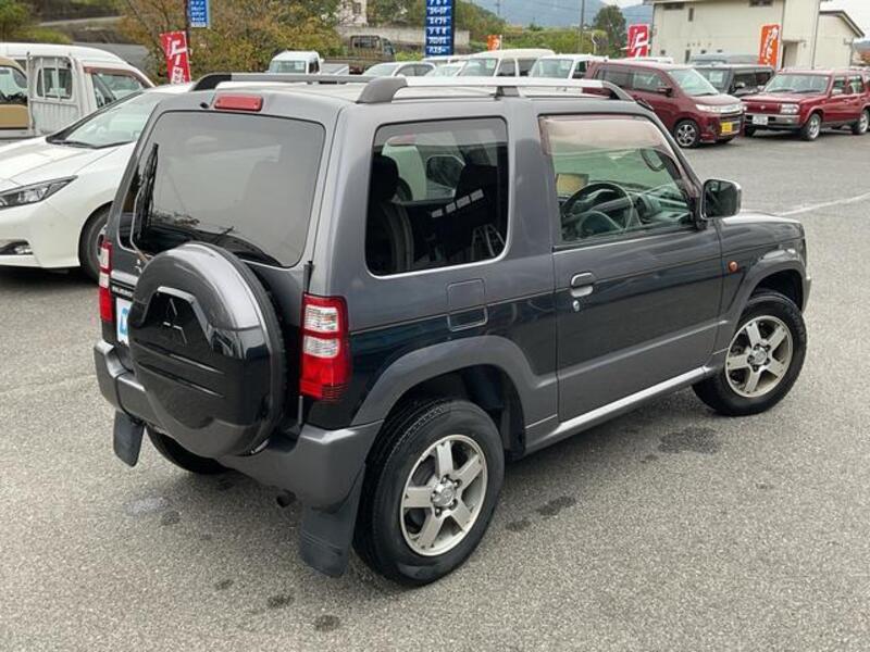 PAJERO MINI