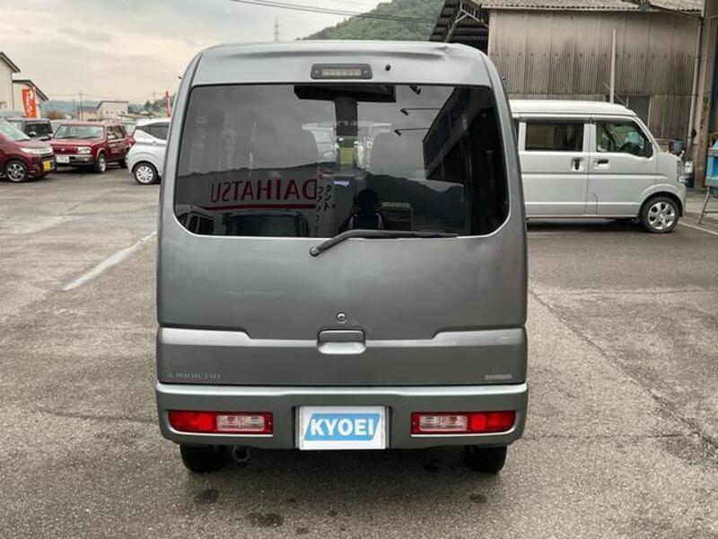 MINICAB VAN