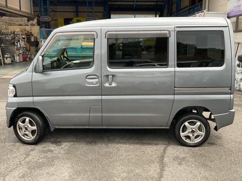 MINICAB VAN