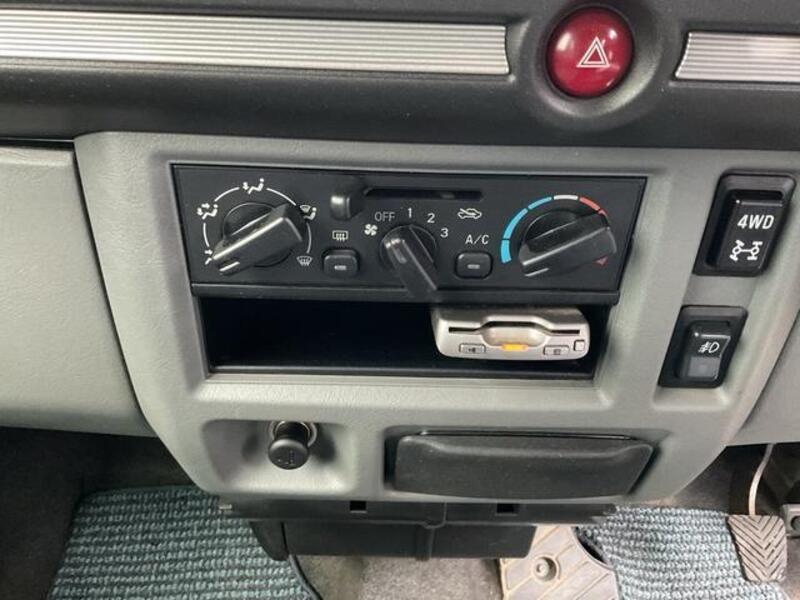 MINICAB VAN