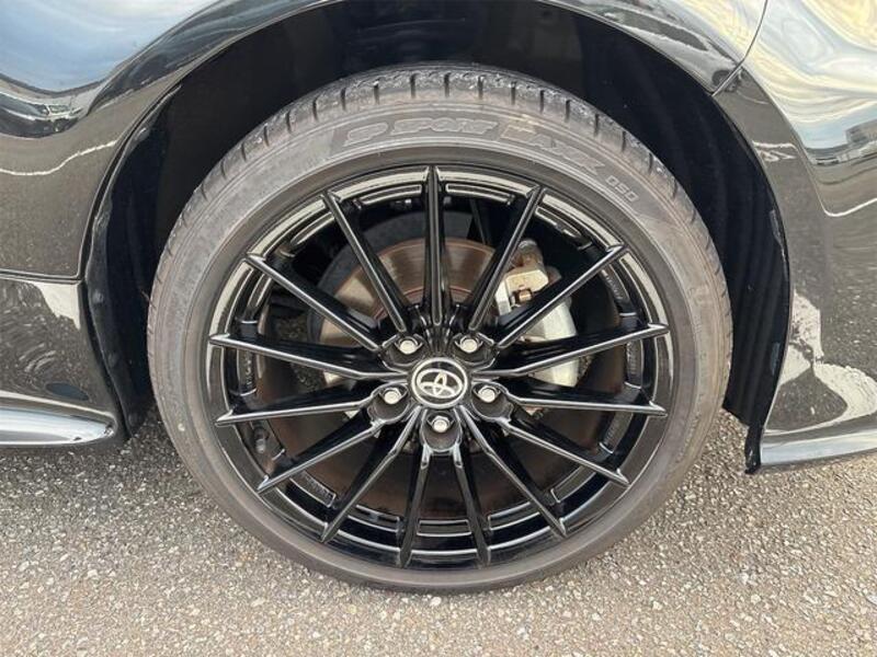 GR YARIS